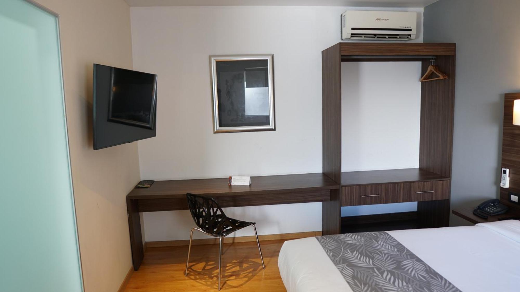 El Hotel Business Class Zamora  Exterior foto