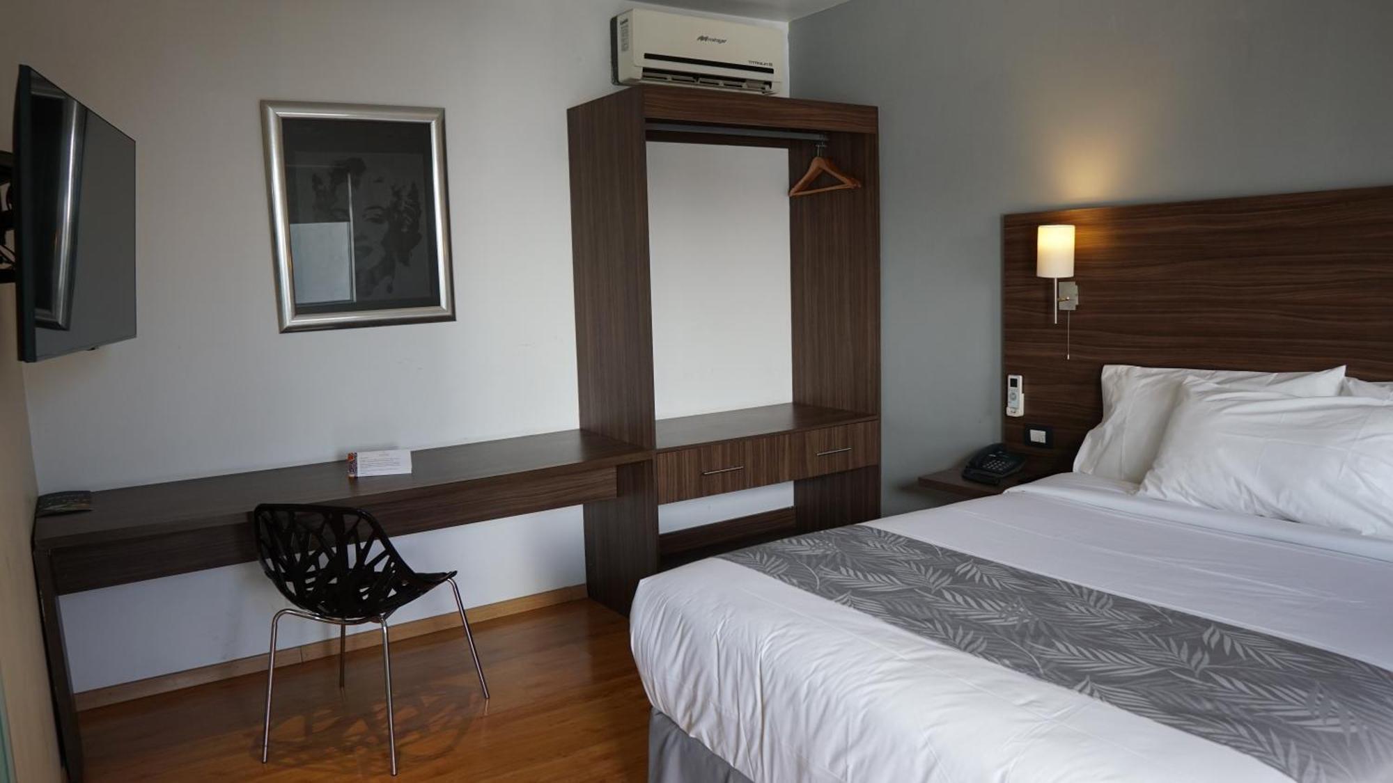 El Hotel Business Class Zamora  Exterior foto